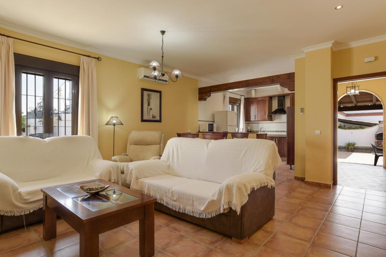 Villa Fuentes Solo Familias Conil De La Frontera Luaran gambar